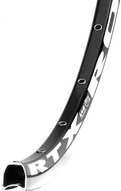 702305 Обод REMERX RTX 28" под presta, 28отв., черный /Чешская Республика