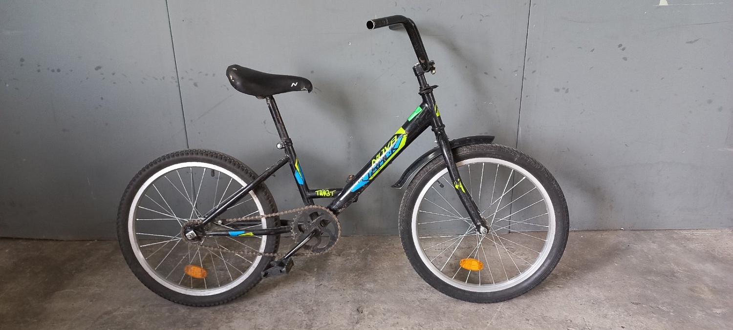 БУ велосипед Novatrack Twist 20" черный 2026